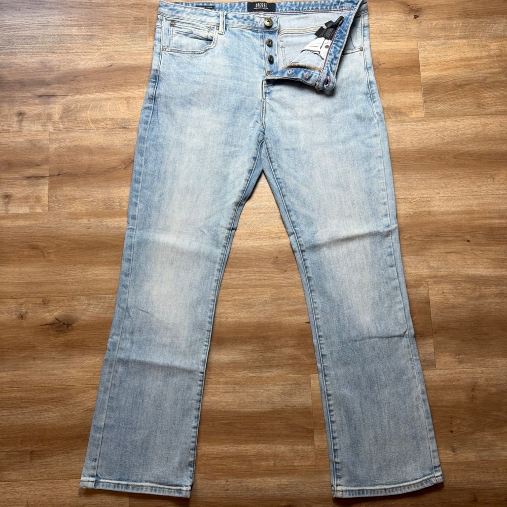 Diesel Classic Bootcut Jeans Mens 36x32 Light Wash Blue Stretch Denim Button Fly